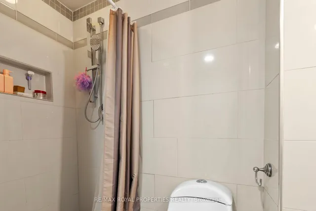 Additional image 33 of 17 Touchstone Dr