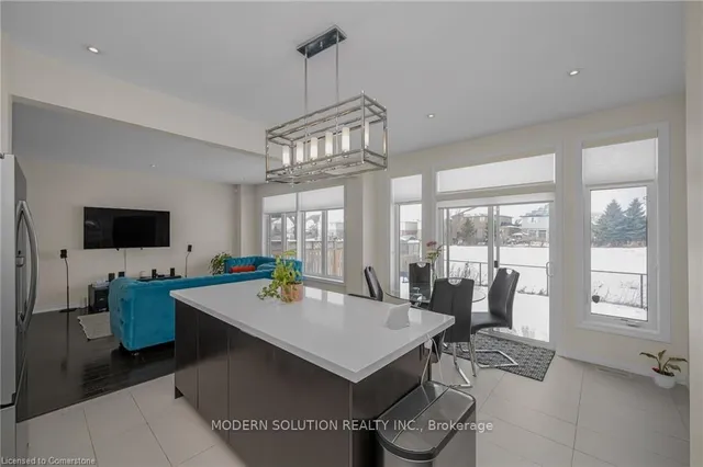 Additional image 16 of 142 IRWIN Ave