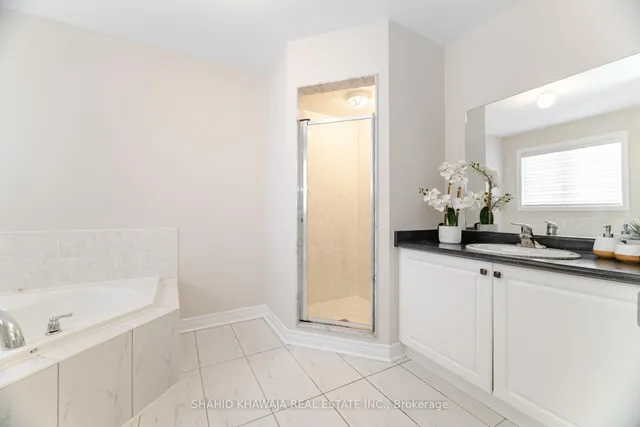 Additional image 29 of 501 Bessborough Dr