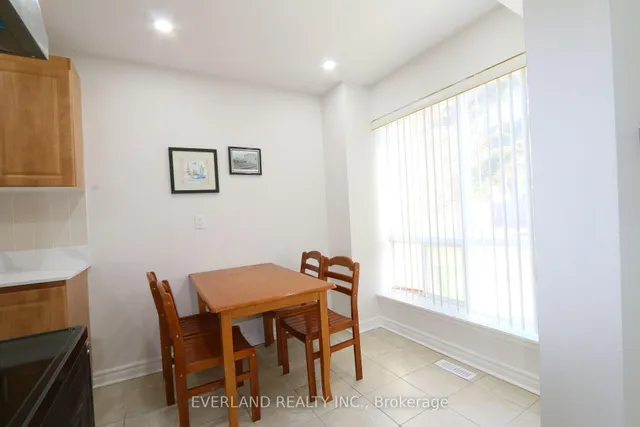 Additional image 5 of 8 Liszt Gate Unit 9