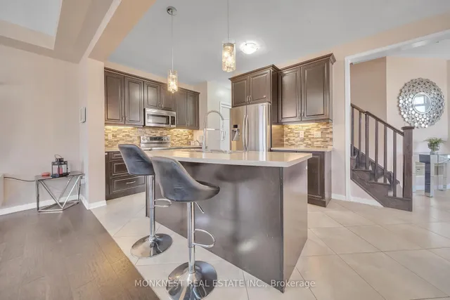 Additional image 11 of 97 Miracle Tr