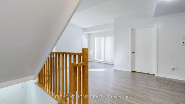 Additional image 8 of 60 ORCHID PLACE Dr Unit 15