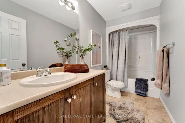 Additional image 30 of 7 Bocelli Cres