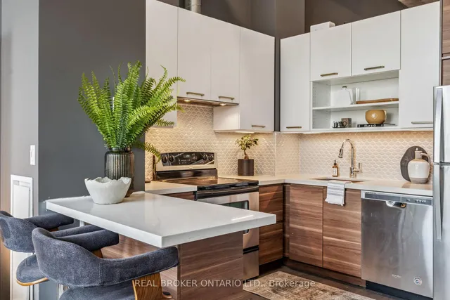 Additional image 5 of 637 Lake Shore Blvd Unit 412