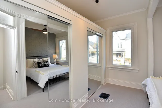 Additional image 27 of 277 Main St