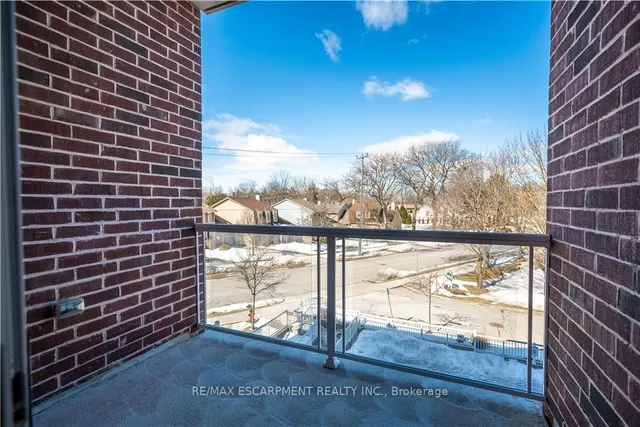 Additional image 34 of 95 Wilson St Unit 204