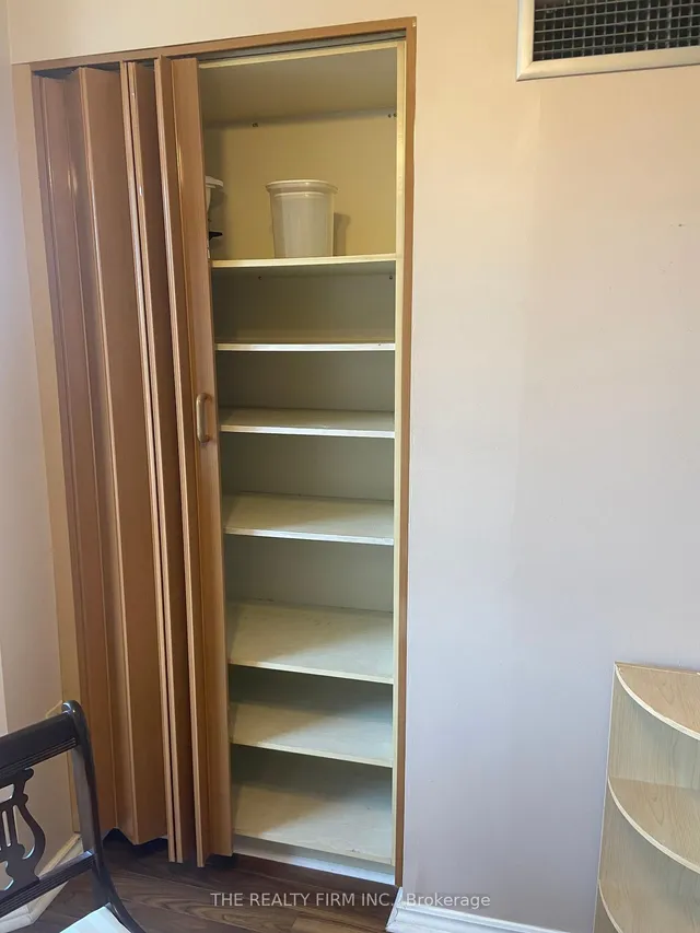 Additional image 10 of 100 County Court Blvd Unit 406