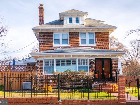 3229 Vista St NE, Washington, DC 20018