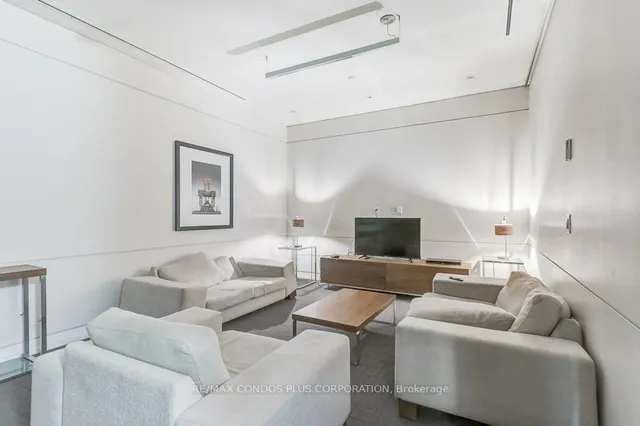 Additional image 39 of 2191 Yonge St Unit 3010