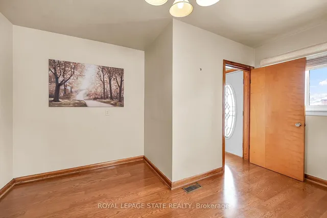 Additional image 10 of 118 Charlotte St