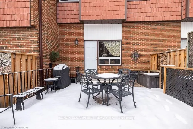 Additional image 36 of 89 Larraine Ave