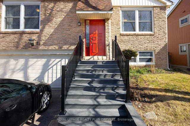 Additional image 2 of 24 Menoke Crt