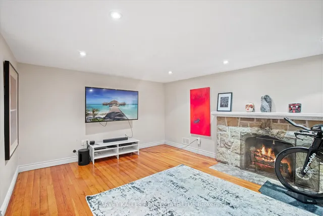 Additional image 33 of 14 Lawnhurst Blvd