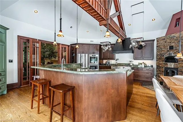 Additional image 16 of 76 Oak Ave