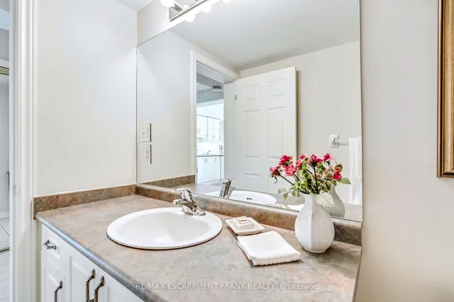 Additional image 12 of 908 Mohawk Rd Unit 309