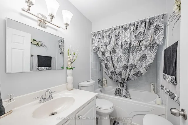 Additional image 22 of 28 Mercer Dr