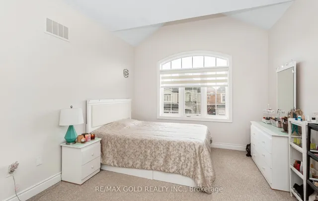 Additional image 34 of 4 Buttonwood Rd