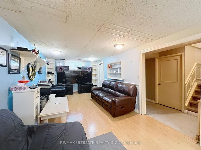 Additional image 18 of 58 WILTON Dr