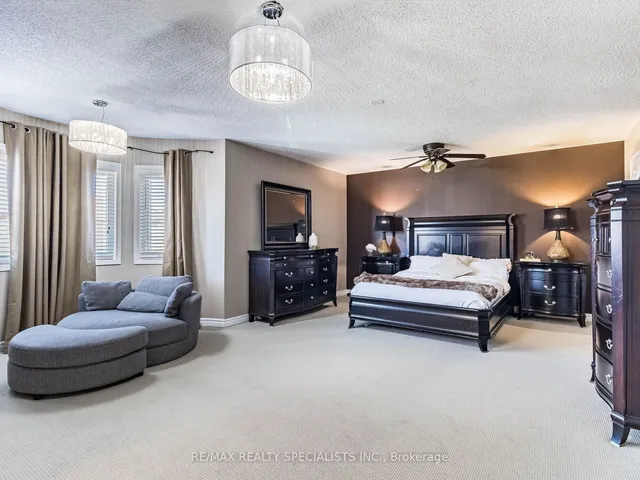 Additional image 21 of 44 Hollybush St