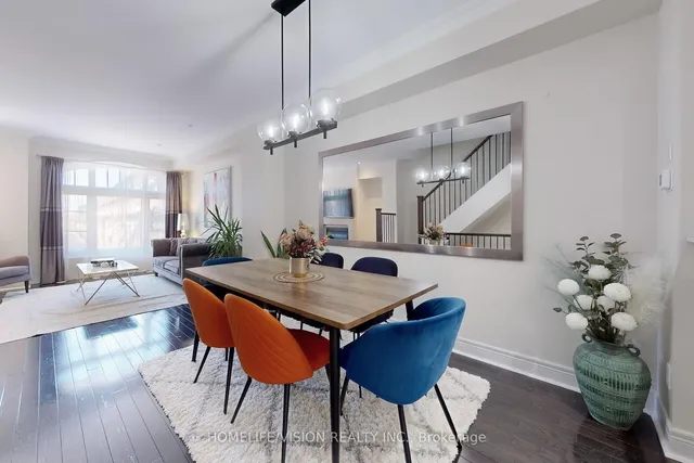 Additional image 11 of 89 Ruby Lang Lane