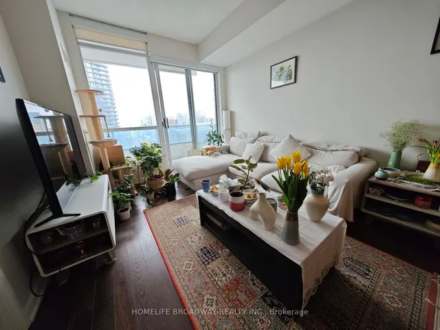 Additional image 3 of 500 Sherbourne St Unit 2007