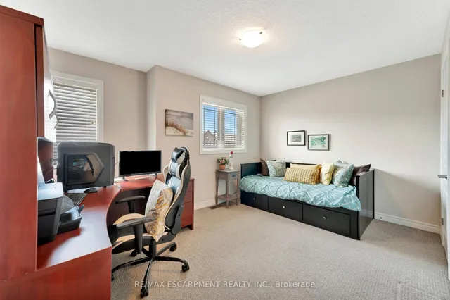 Additional image 29 of 19 COLORADO Blvd