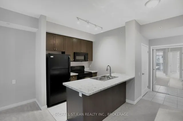 Additional image 17 of 85 Robinson St Unit 702