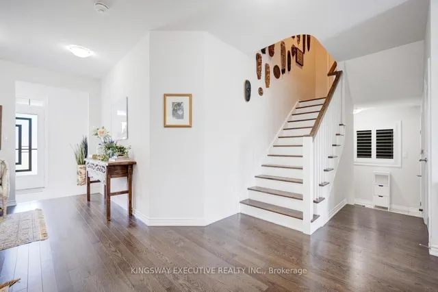 Additional image 8 of 12 ACTION Dr