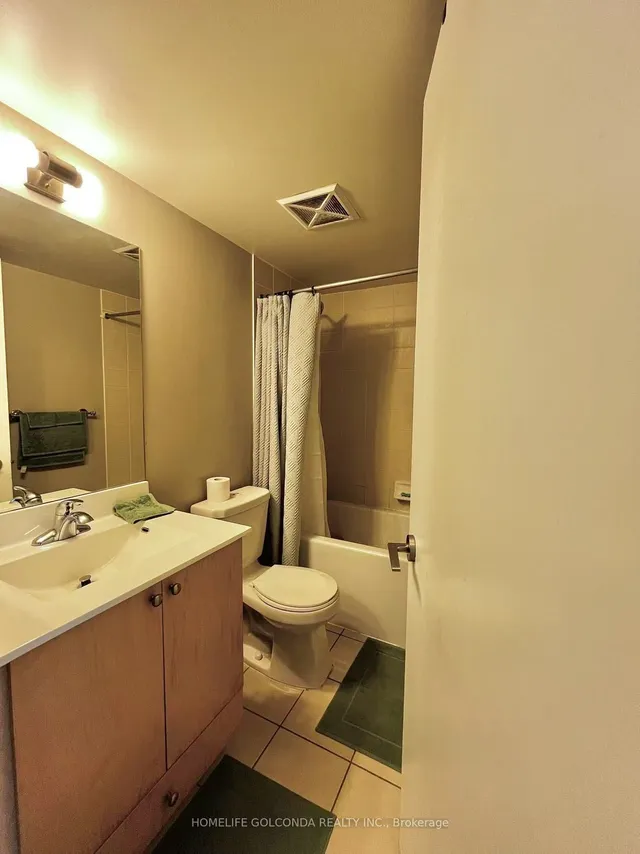 Additional image 5 of 181 Village Green Sq Unit 1419