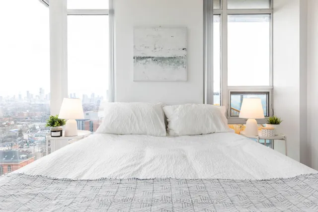 Additional image 12 of 36 Lisgar St Unit 2121E