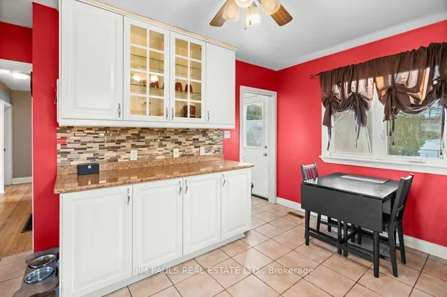 Additional image 12 of 130 West 23rd St