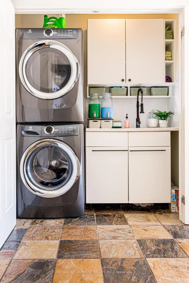 Additional image 21 of 21 Murray St