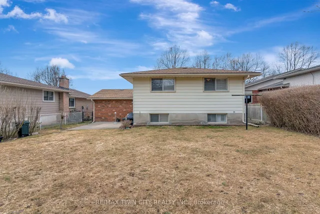 Additional image 38 of 158 Martinglen Cres