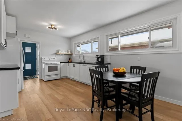 Additional image 13 of 774 Upper Sherman Ave