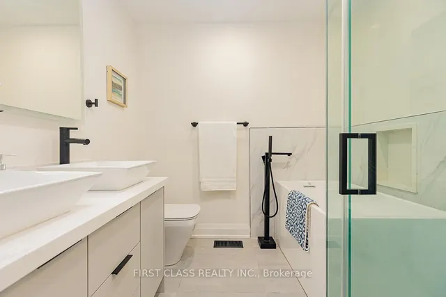 Additional image 14 of 28 Endean Ave