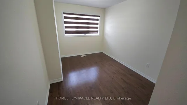 Additional image 21 of 102 Lanark Circ