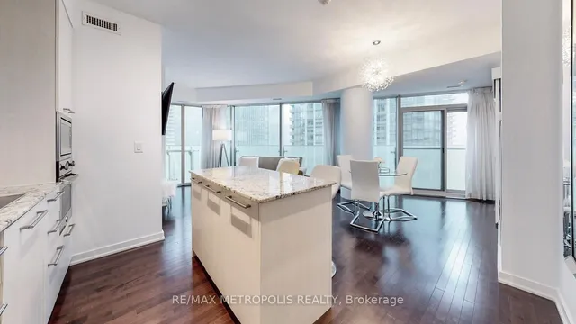 Additional image 12 of 12 York St Unit 1202