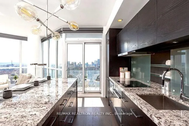 Additional image 4 of 45 Charles St Unit 4815