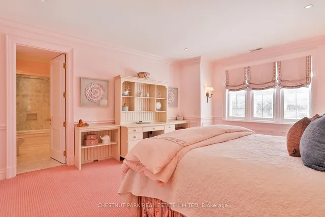 Additional image 27 of 170 Roxborough Dr