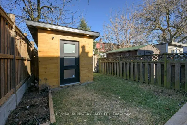 Additional image 23 of 17 Criscoe St