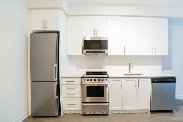 Additional image 17 of 212 King William St Unit 1111