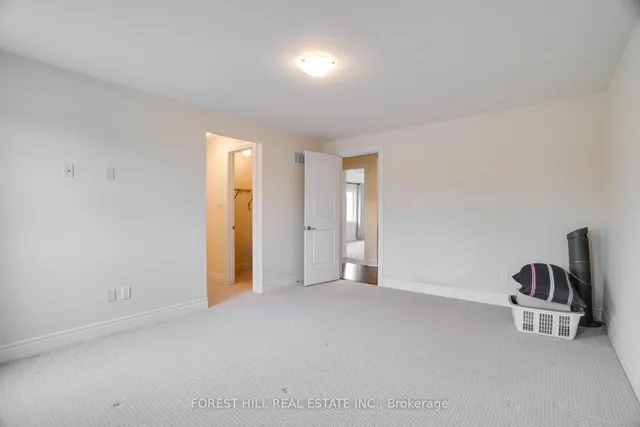 Additional image 33 of 2 Attraction Dr
