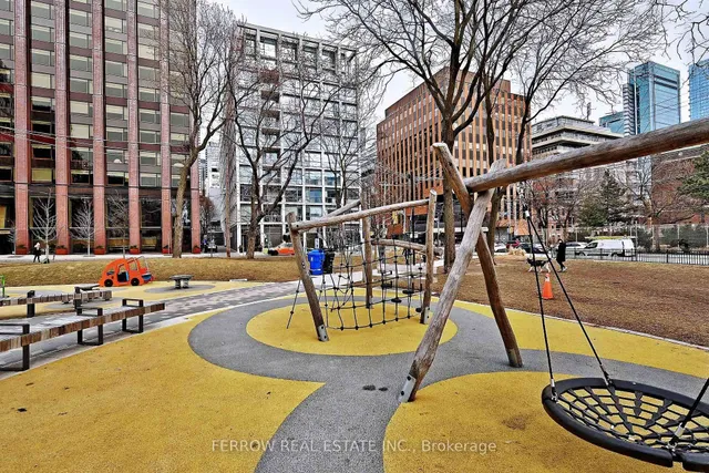 Additional image 38 of 39 Brant St Unit 415