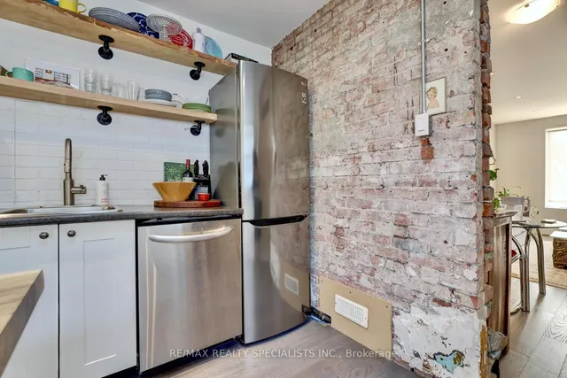 Additional image 18 of 94 Glendale Ave