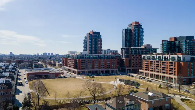 Additional image 28 of 800 Lawrence Ave Unit 1014