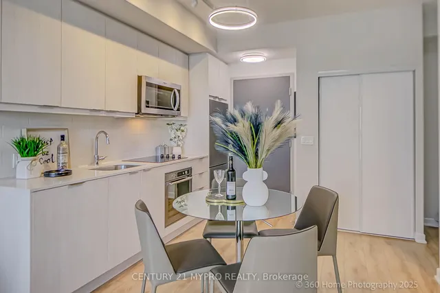 Additional image 12 of 38 Forest Manor Rd Unit 701