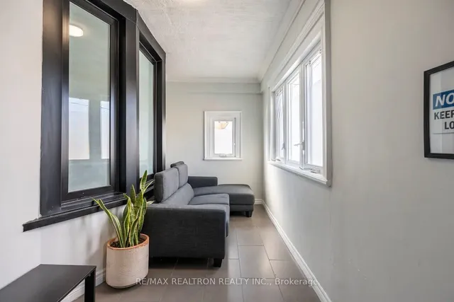 Additional image 4 of 541 Eastern Ave