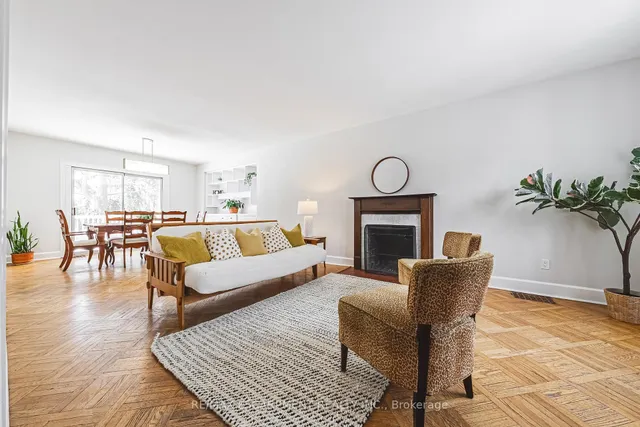 Additional image 4 of 34 Chedoke Ave