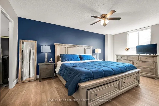 Additional image 19 of 1966 MAIN St Unit 502