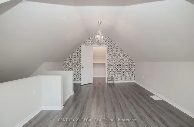 Additional image 30 of 112 Maplewood Ave